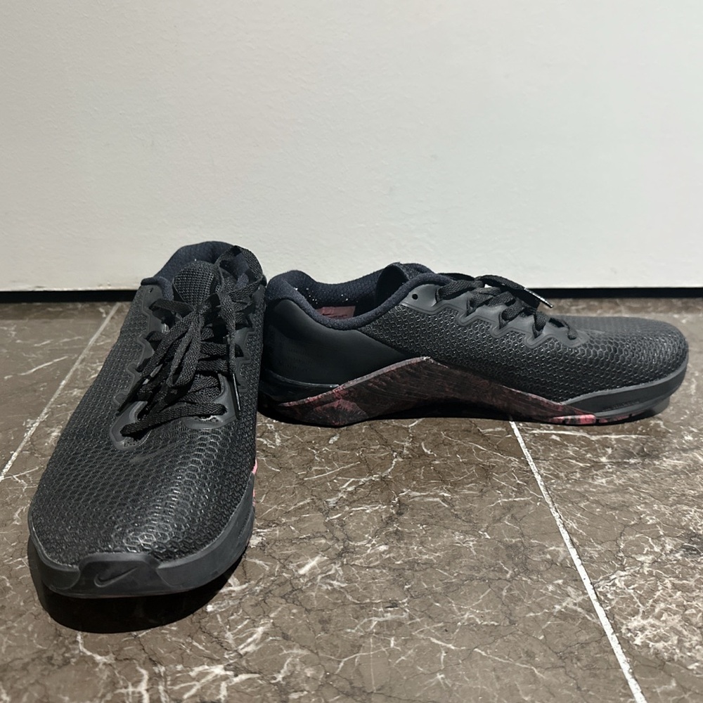 Nike Black Athletic Shoes